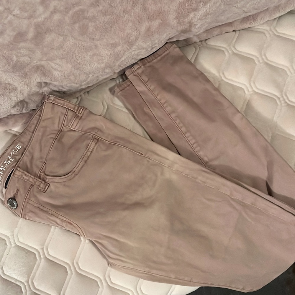 EUC- American Eagle Jegging Mauve size 4 regular